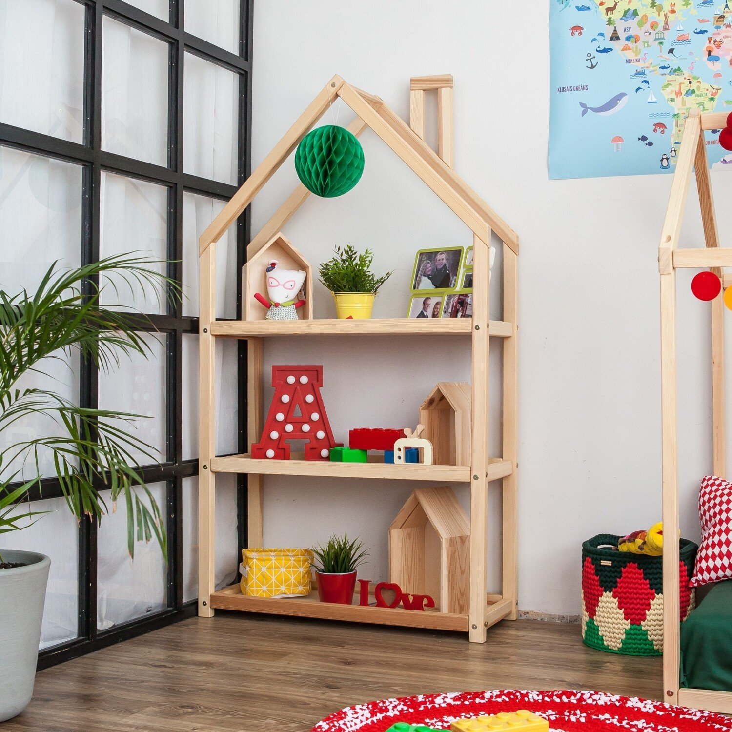 Natūralios medienos Montessori lentyna su žaislais
